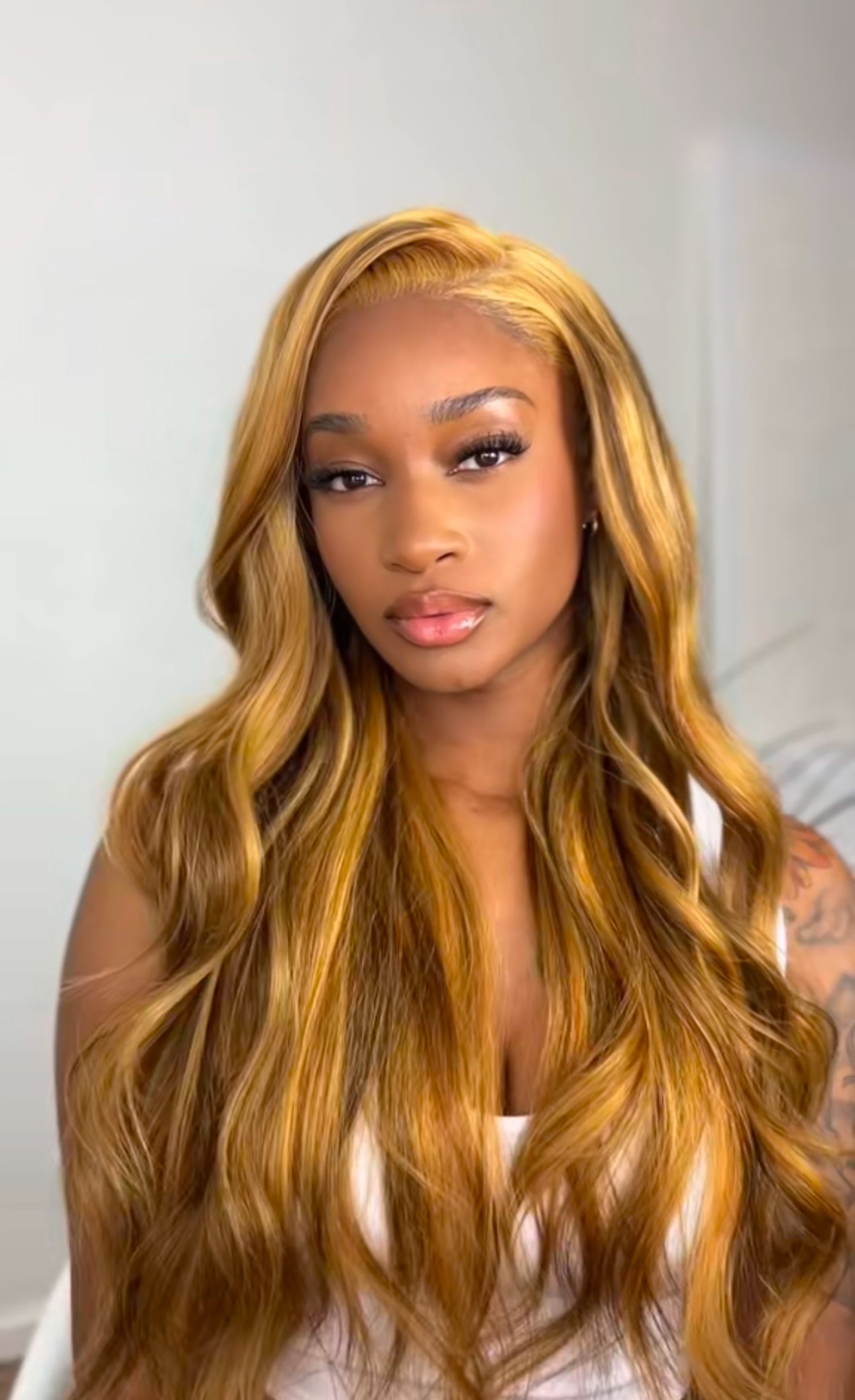 24” 13*6 HD Lace Blonde Highlight Wig