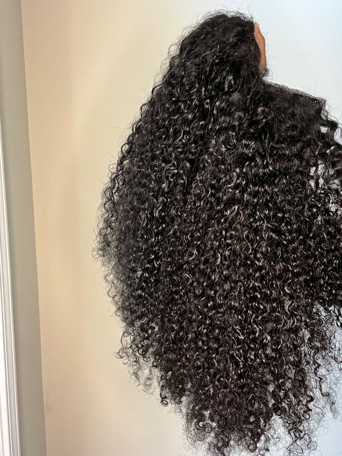 20” Kinky curly V part wig